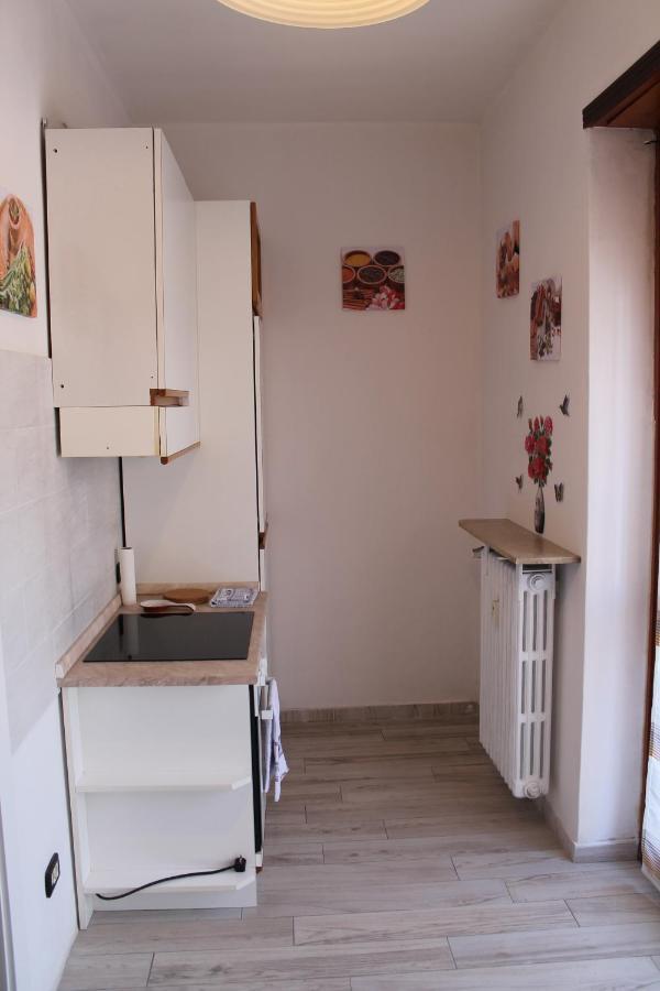 Arcobaleno In Stazione Apartment Saronno Exterior photo