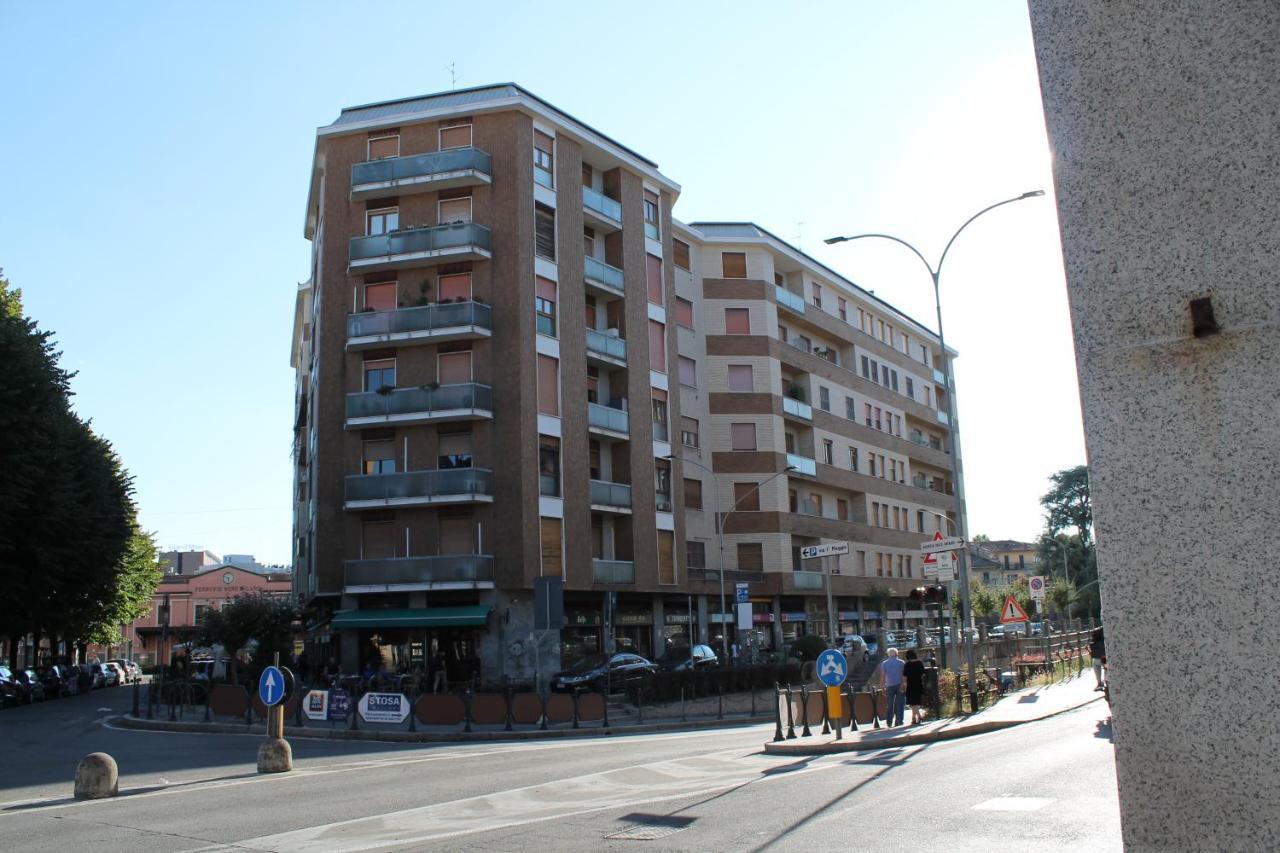 Arcobaleno In Stazione Apartment Saronno Exterior photo